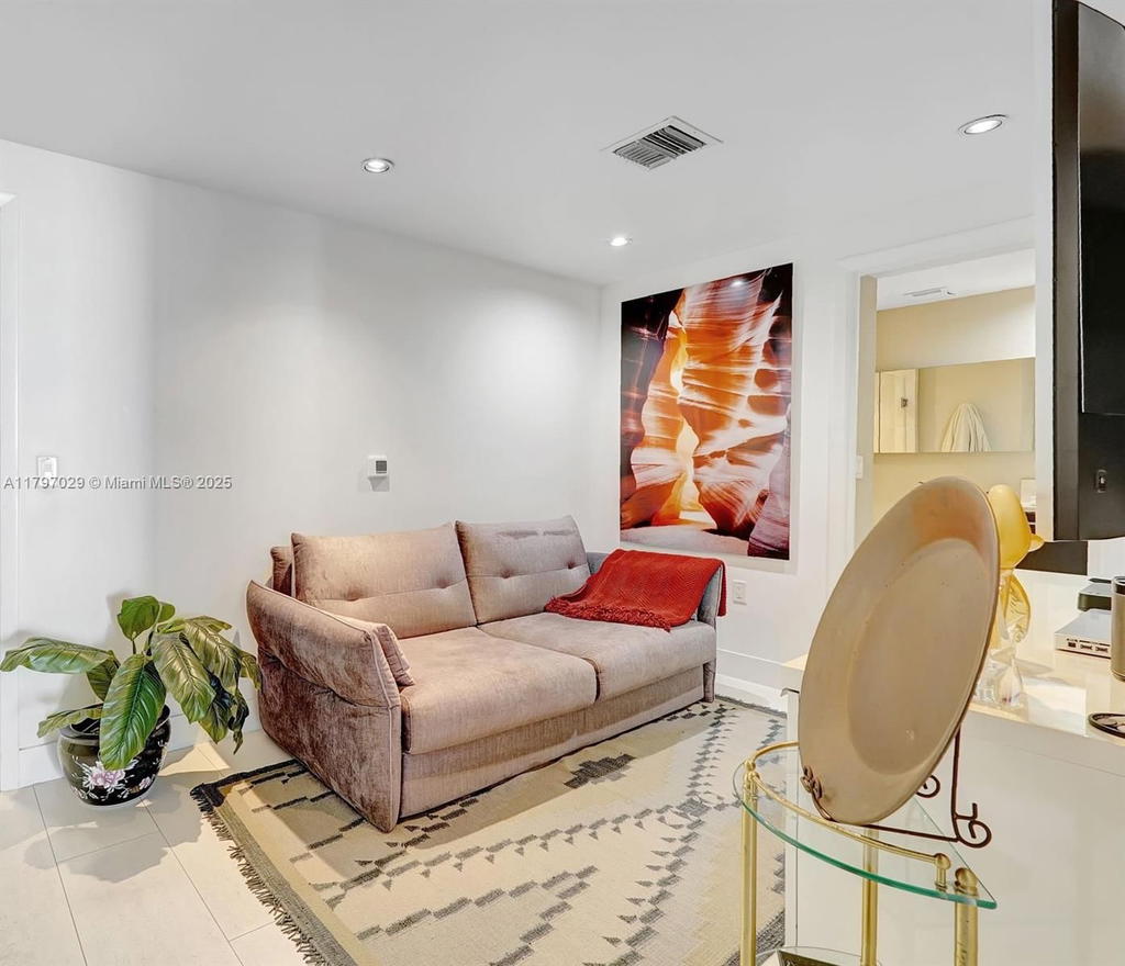 Real estate property located at 17121 Collins Ave #2307, Miami-dade, Jade Ocean Condo, Sunny Isles Beach, FL