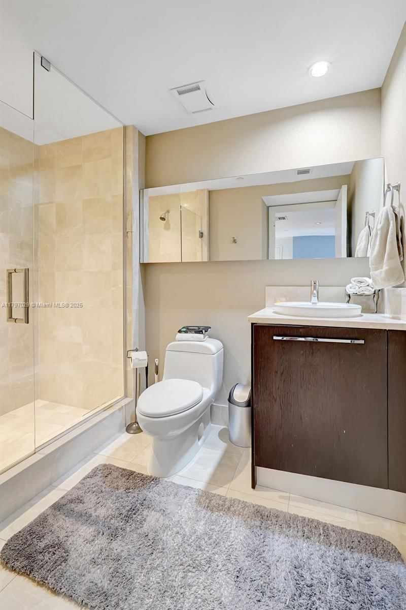Real estate property located at 17121 Collins Ave #2307, Miami-dade, Jade Ocean Condo, Sunny Isles Beach, FL