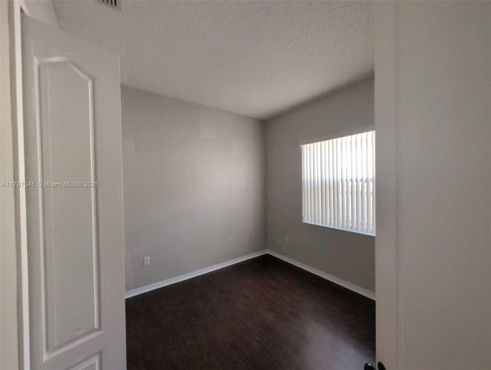 Real estate property located at 2013 3rd Ct, Miami-dade, C & F Subdivision, Homestead, FL