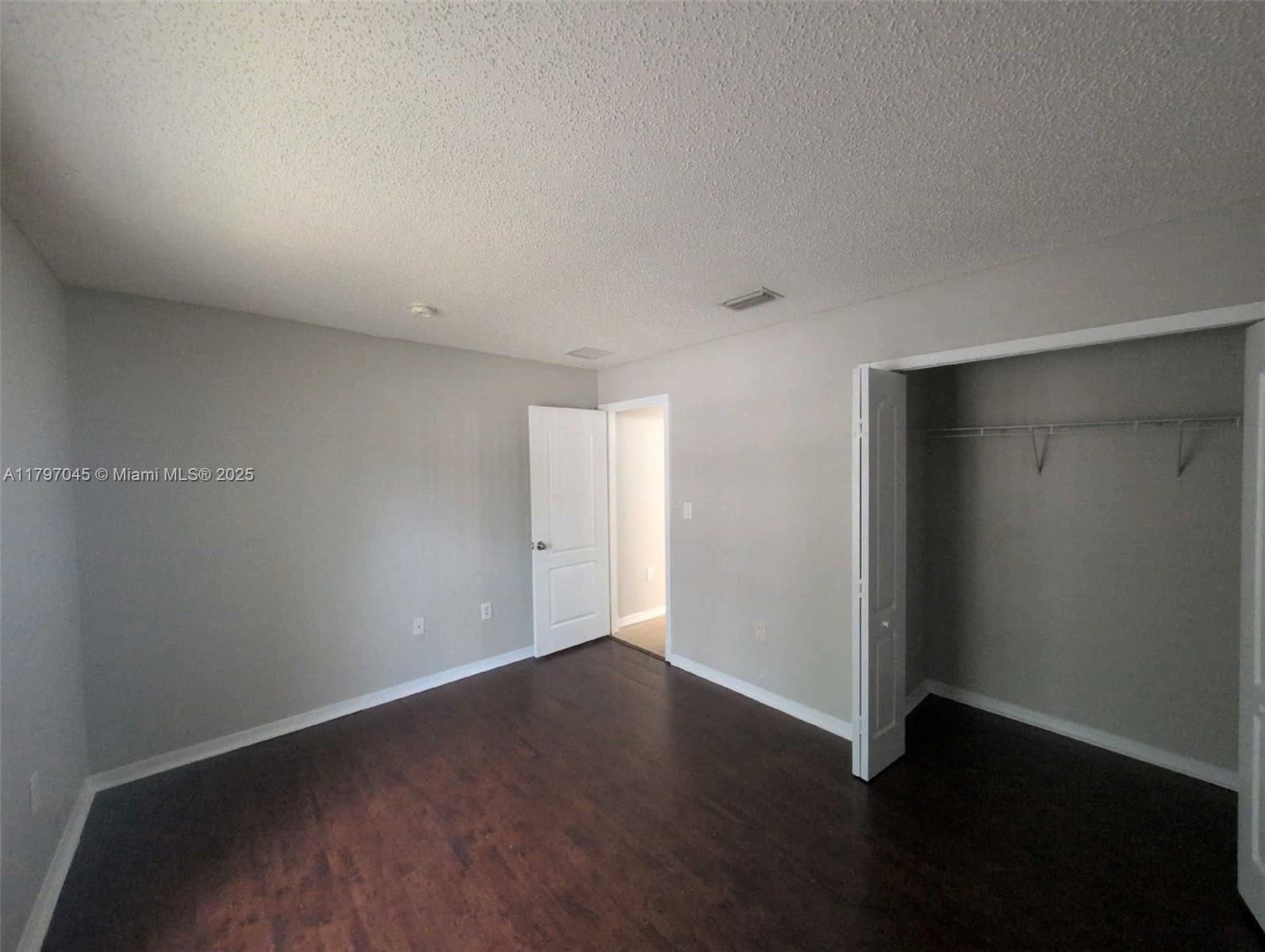 Real estate property located at 2013 3rd Ct, Miami-dade, C & F Subdivision, Homestead, FL