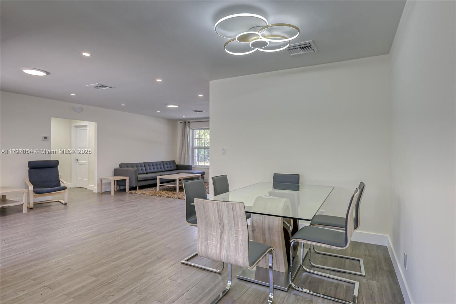 Real estate property located at 1320 Arthur St, Broward, Country Club Homes, Hollywood, FL
