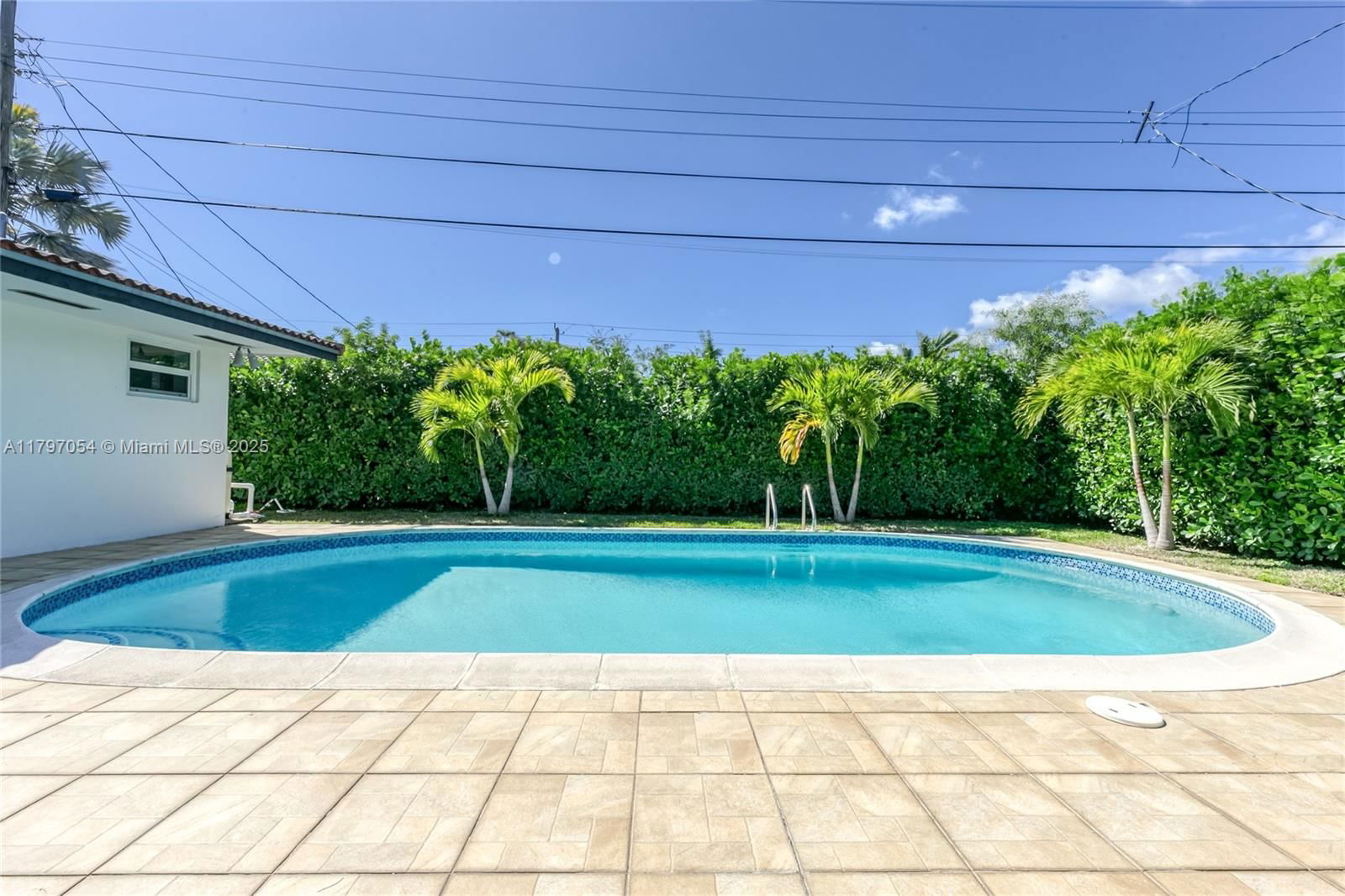 Real estate property located at 1320 Arthur St, Broward, Country Club Homes, Hollywood, FL