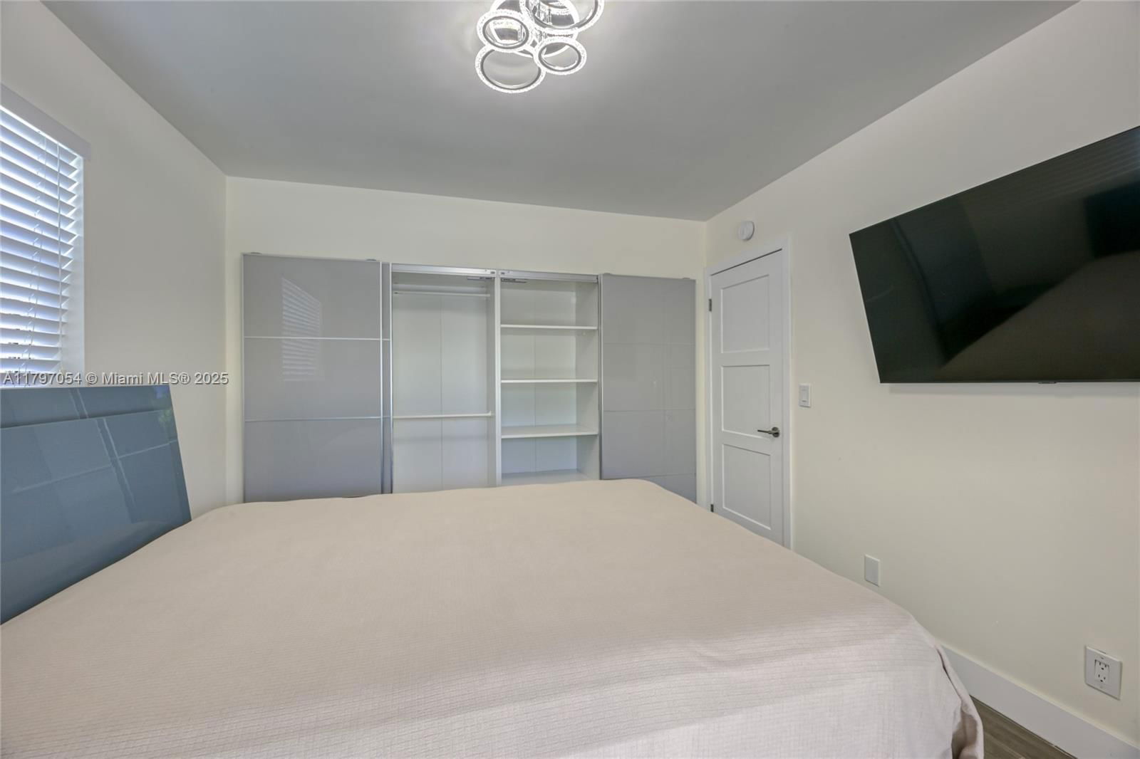 Real estate property located at 1320 Arthur St, Broward, Country Club Homes, Hollywood, FL