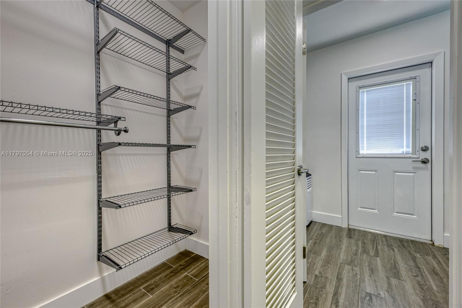 Real estate property located at 1320 Arthur St, Broward, Country Club Homes, Hollywood, FL