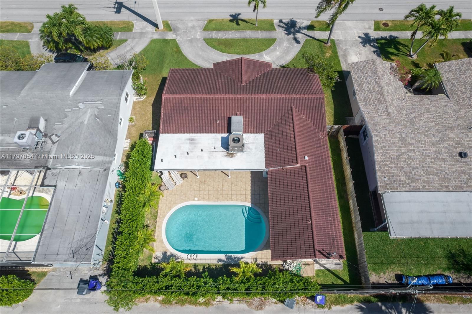 Real estate property located at 1320 Arthur St, Broward, Country Club Homes, Hollywood, FL