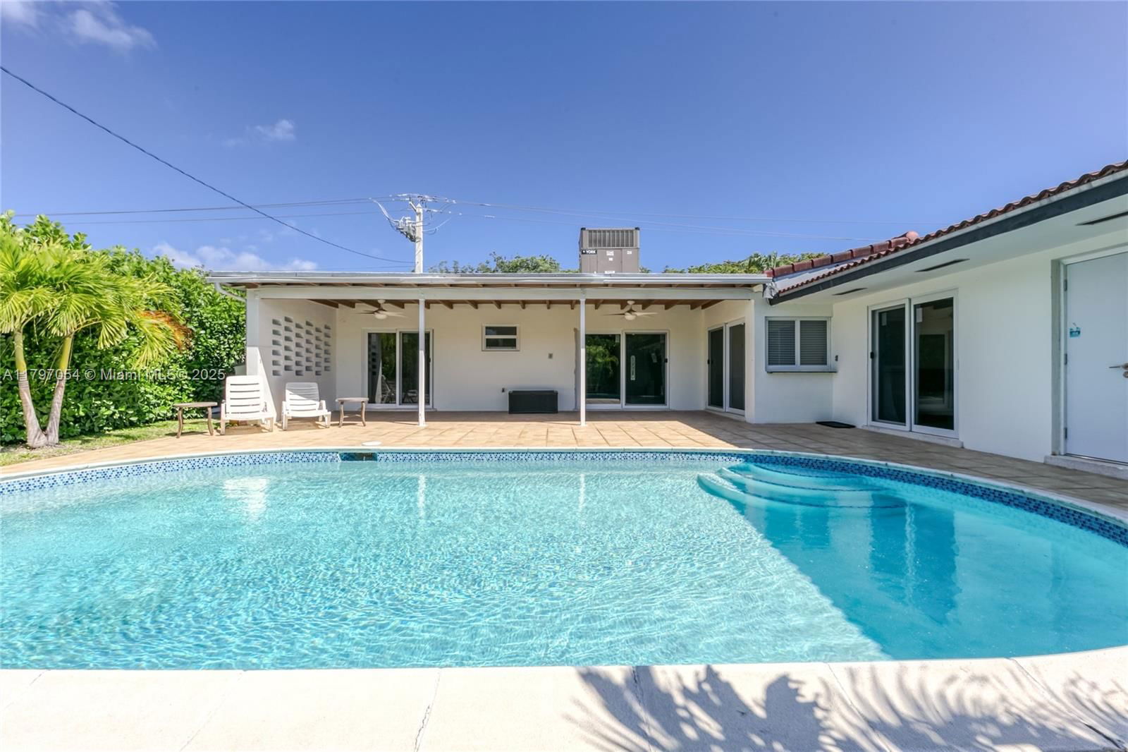 Real estate property located at 1320 Arthur St, Broward, Country Club Homes, Hollywood, FL