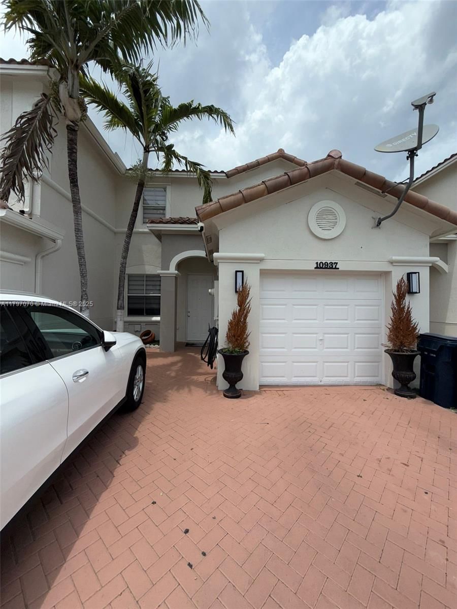 Real estate property located at 10937 244th Ter, Miami-dade, Villas Del Campo Sub, Homestead, FL