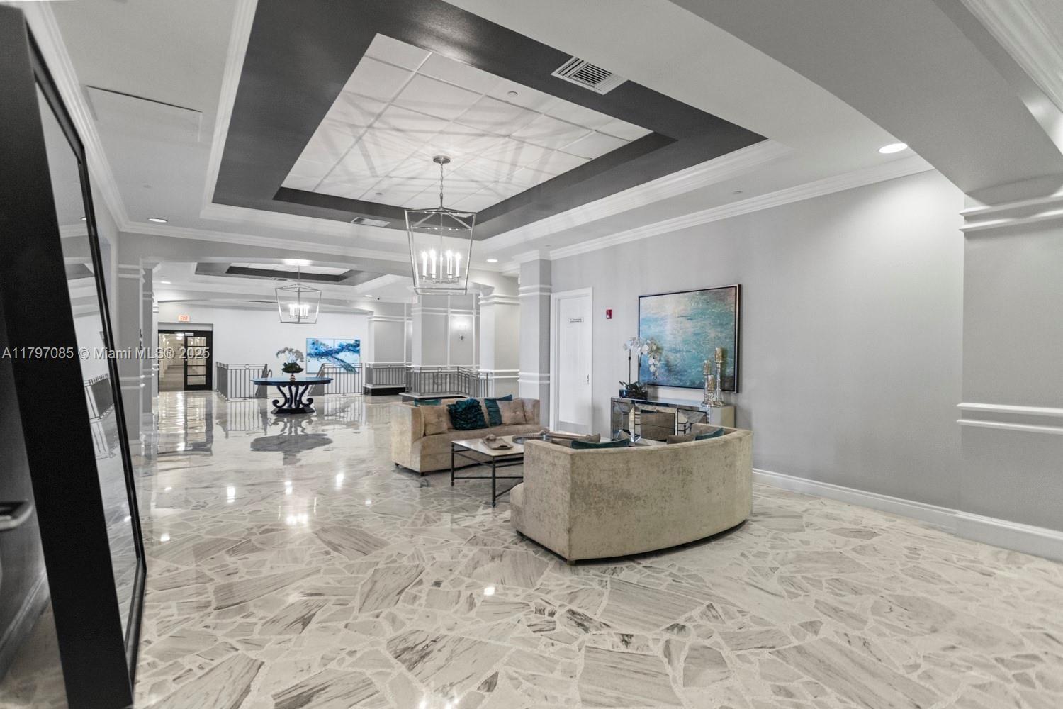 Real estate property located at 2501 Ocean Dr #1614, Broward, Wave Condo, Hollywood, FL