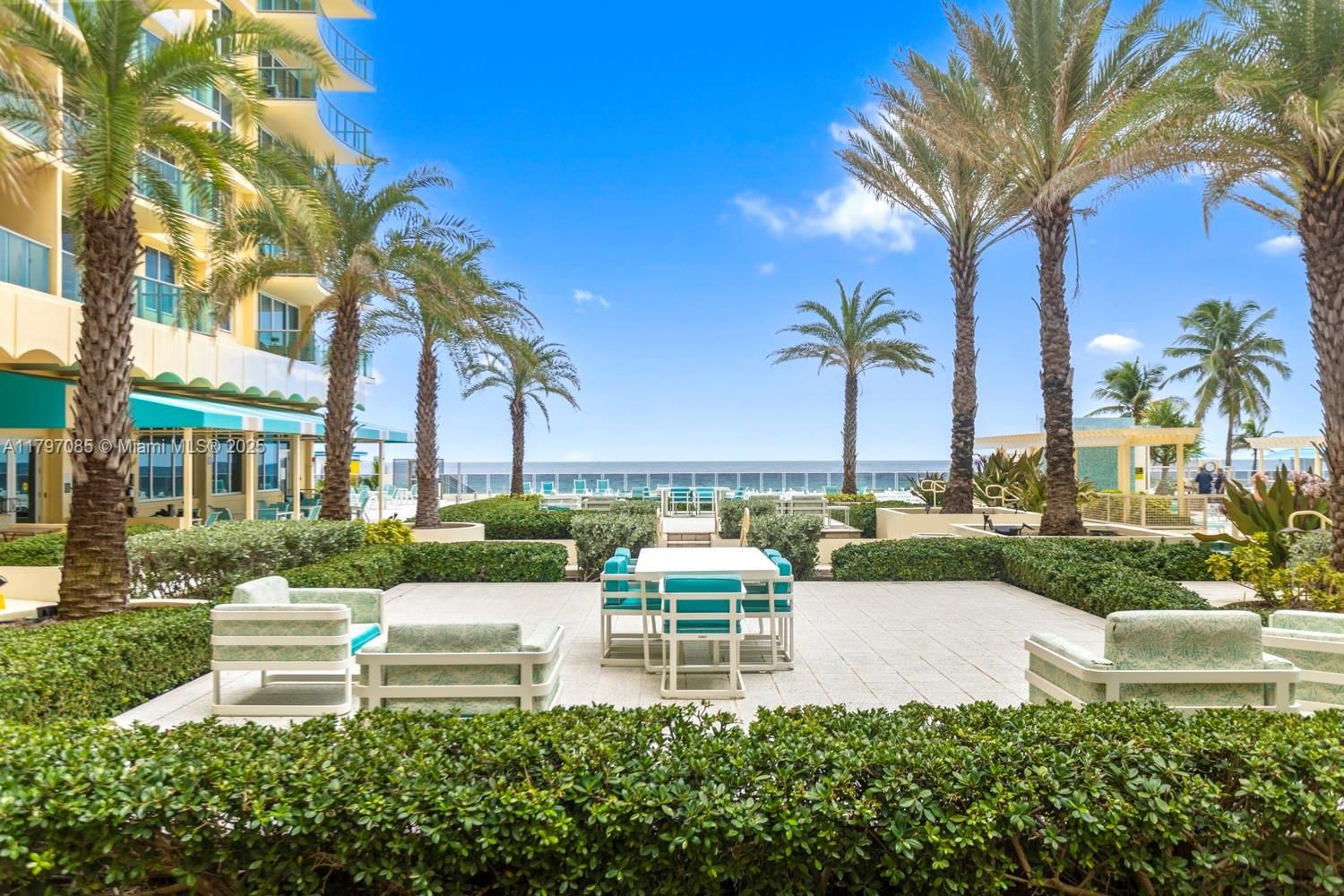 Real estate property located at 2501 Ocean Dr #1614, Broward, Wave Condo, Hollywood, FL