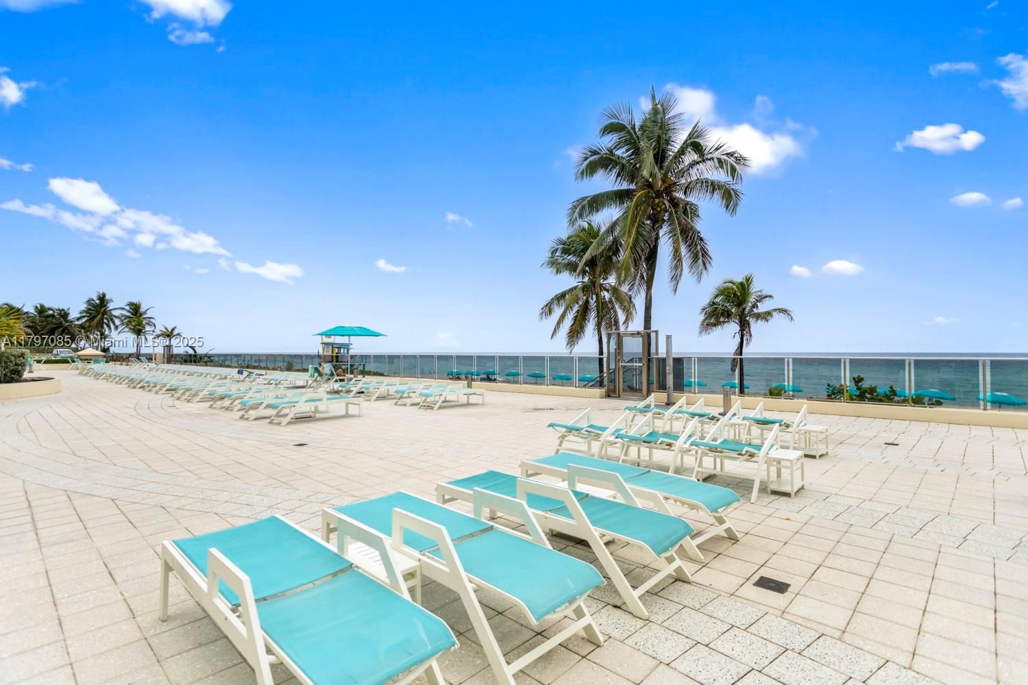 Real estate property located at 2501 Ocean Dr #1614, Broward, Wave Condo, Hollywood, FL
