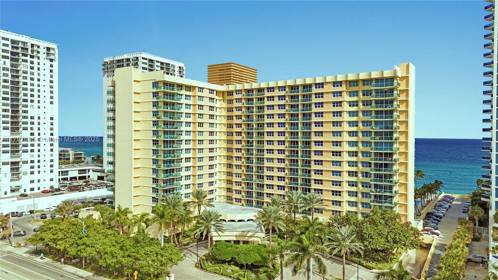 Real estate property located at 2501 Ocean Dr #1614, Broward, Wave Condo, Hollywood, FL