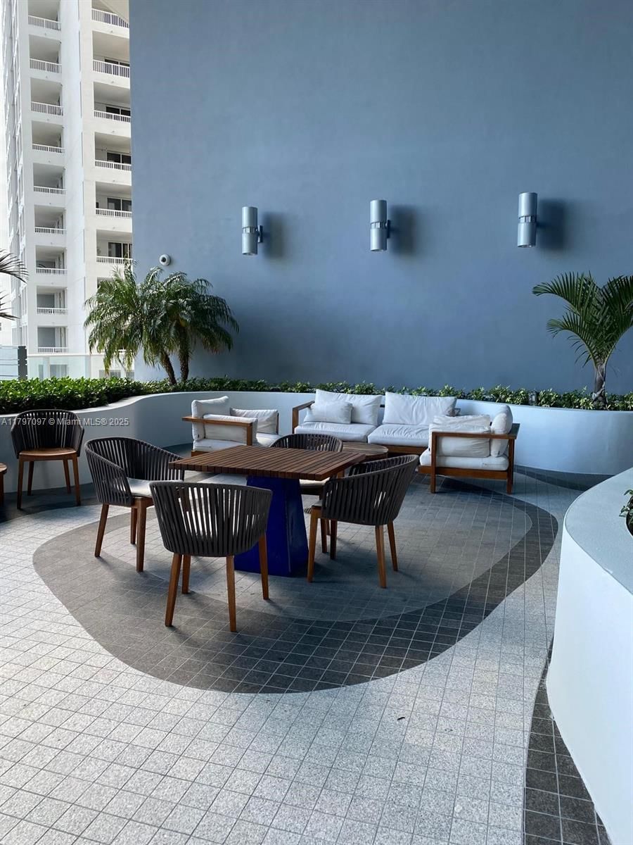 Real estate property located at 1300 Brickell Bay Dr #3501, Miami-dade, Brickellhouse, Miami, FL