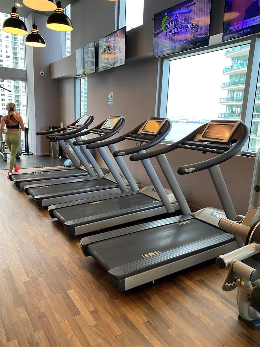 Real estate property located at 1300 Brickell Bay Dr #3501, Miami-dade, Brickellhouse, Miami, FL