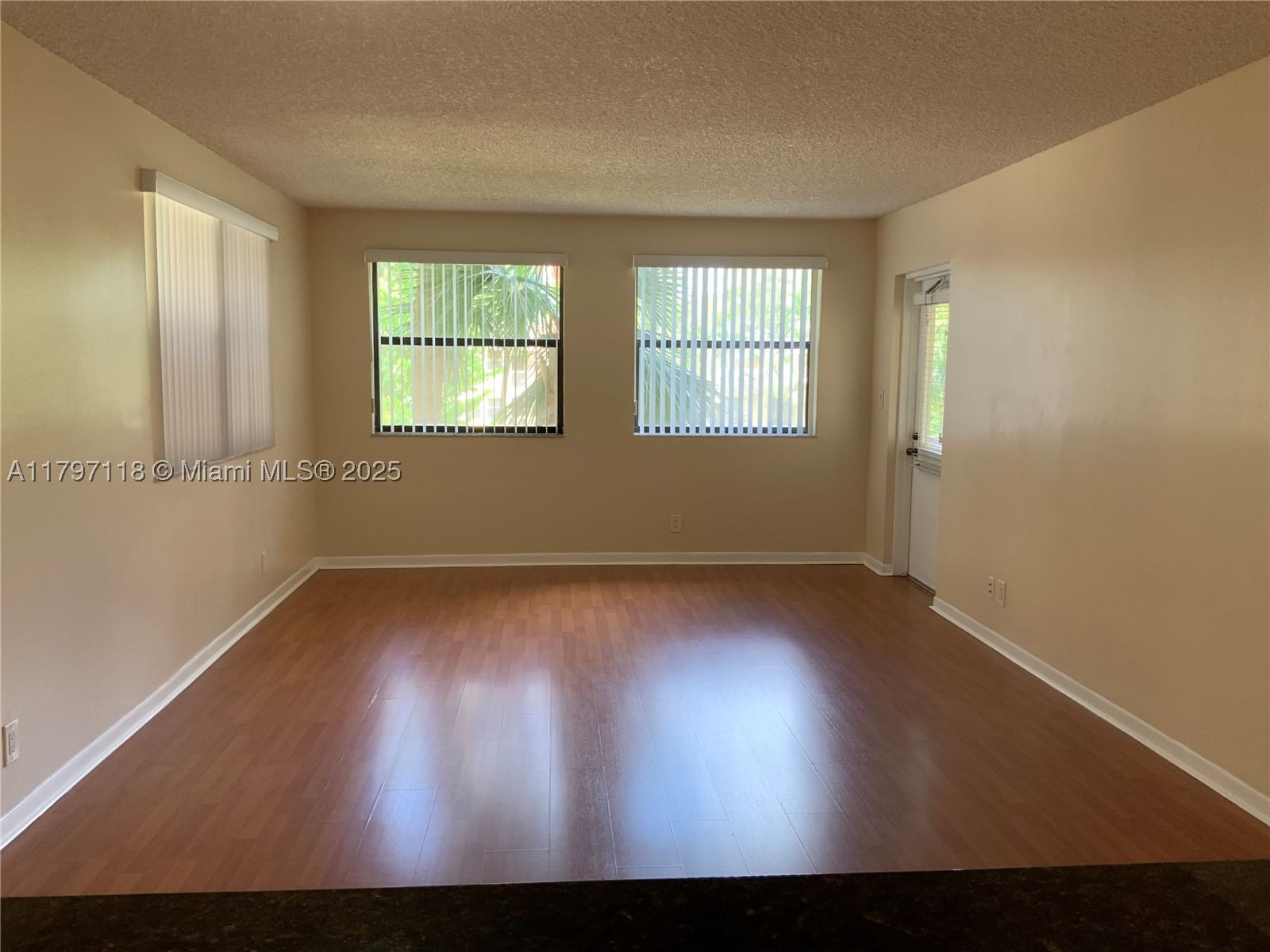 Real estate property located at 8180 Geneva Ct #224, Miami-dade, Las Vistas At Doral Condo, Doral, FL