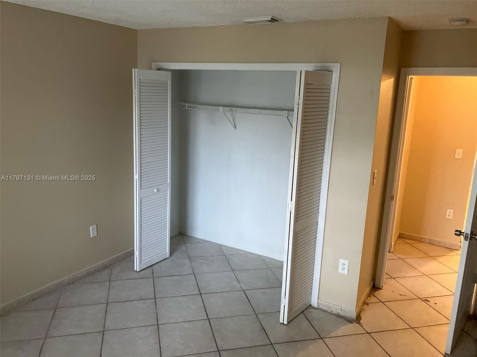 Real estate property located at 17691 4th Ct, Broward, Silver Lakes At Pembroke, Pembroke Pines, FL