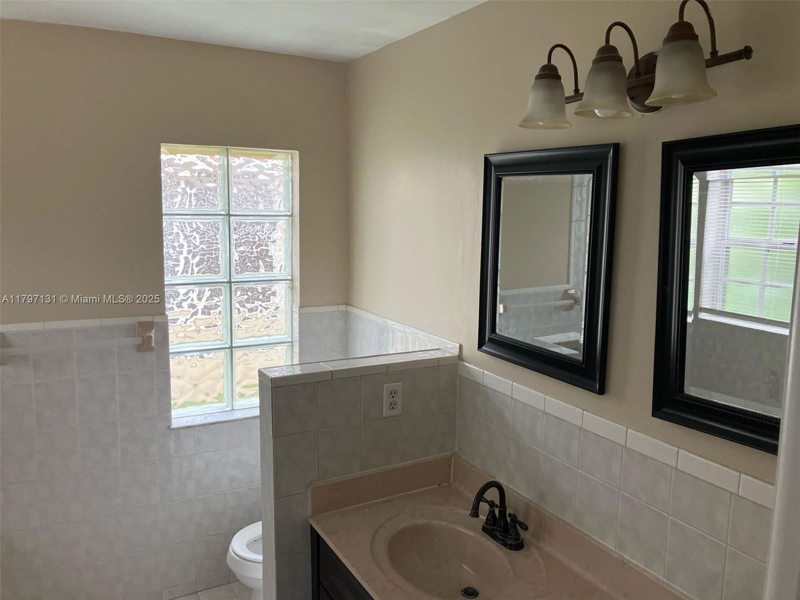 Real estate property located at 17691 4th Ct, Broward, Silver Lakes At Pembroke, Pembroke Pines, FL