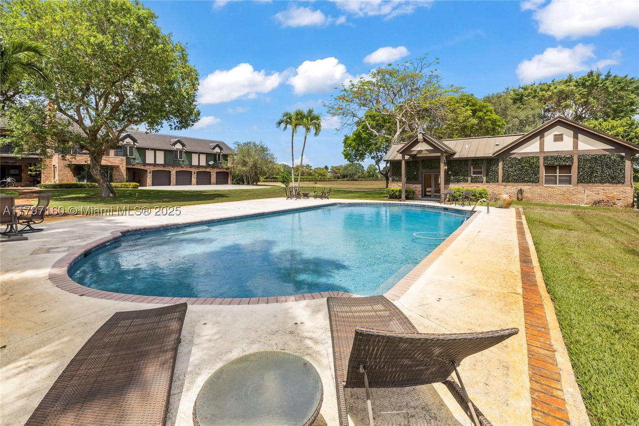 Real estate property located at 8700 Surrey Ln, Palm Beach, Palm Beach Farms Co 3, Boca Raton, FL