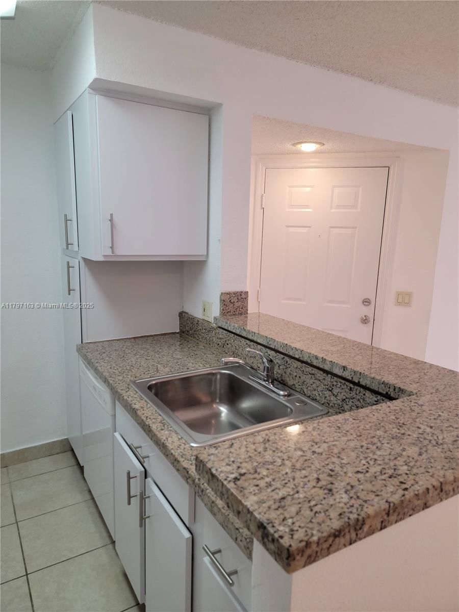 Real estate property located at 2900 University Dr #9107, Broward, Sundance At Davie Condo, Davie, FL
