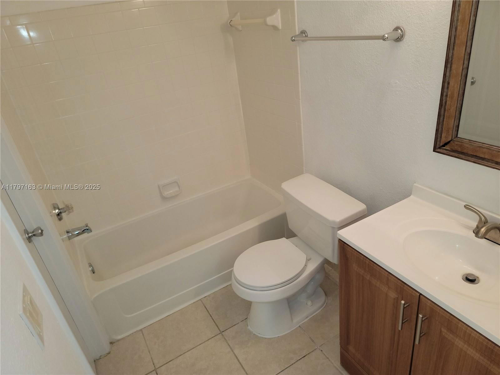 Real estate property located at 2900 University Dr #9107, Broward, Sundance At Davie Condo, Davie, FL