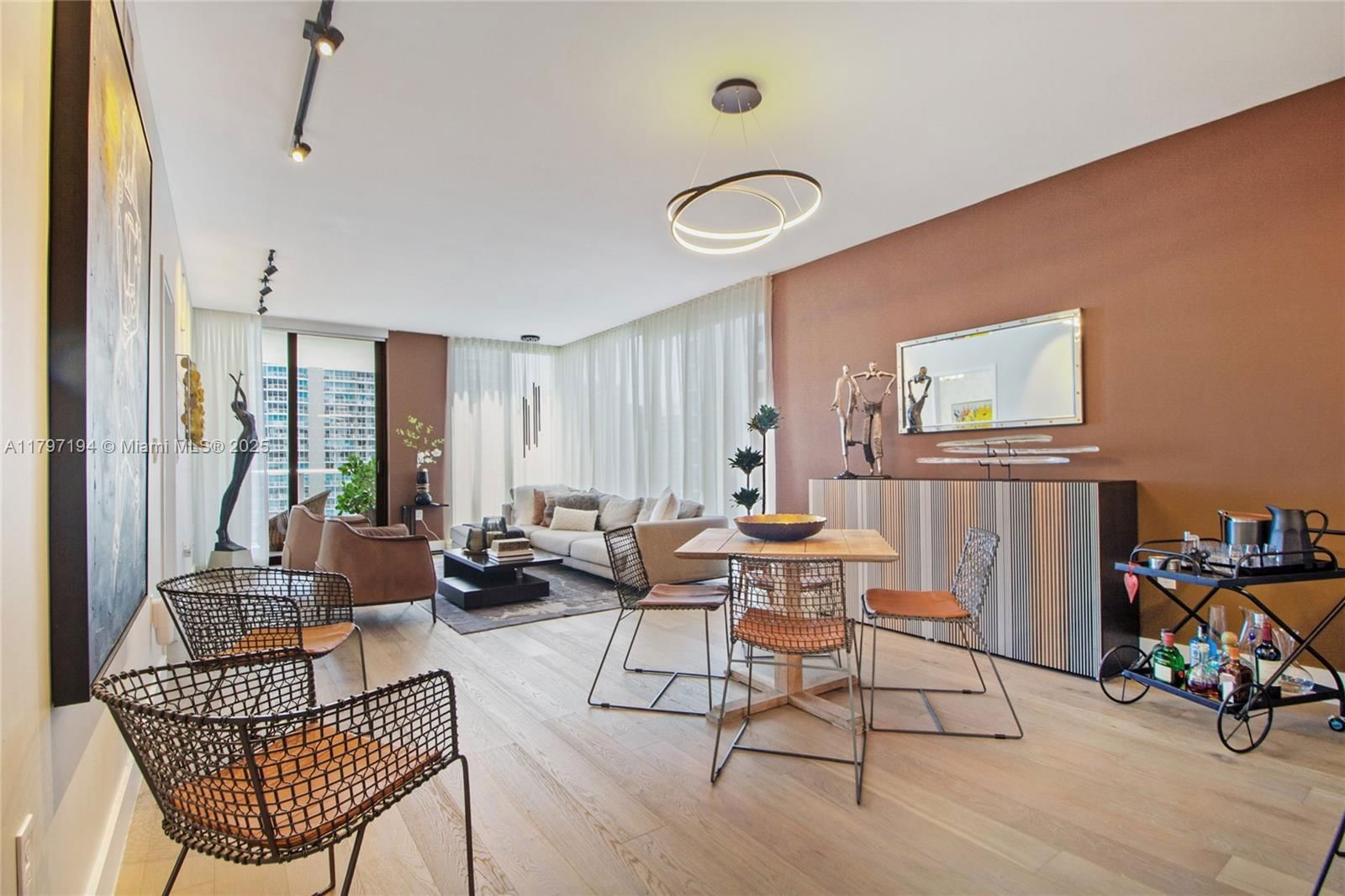 Real estate property located at 1010 Brickell Ave #3105, Miami-dade, 1010 Brickell Condo, Miami, FL
