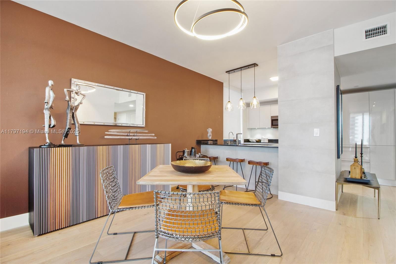 Real estate property located at 1010 Brickell Ave #3105, Miami-dade, 1010 Brickell Condo, Miami, FL