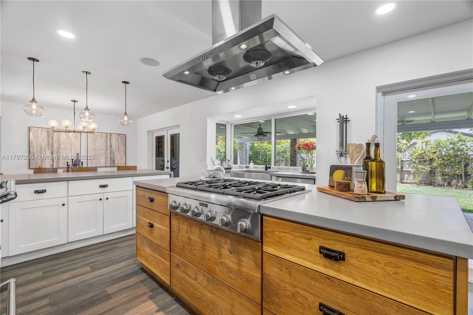Real estate property located at 9621 59th Ter, Miami-dade, Darlington Manor 1st Addn, Miami, FL