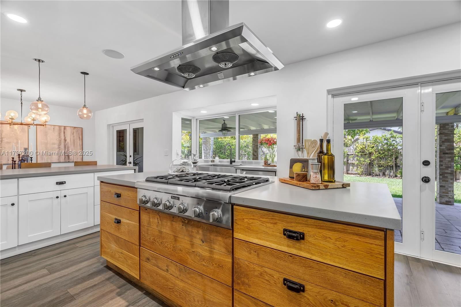 Real estate property located at 9621 59th Ter, Miami-dade, Darlington Manor 1st Addn, Miami, FL