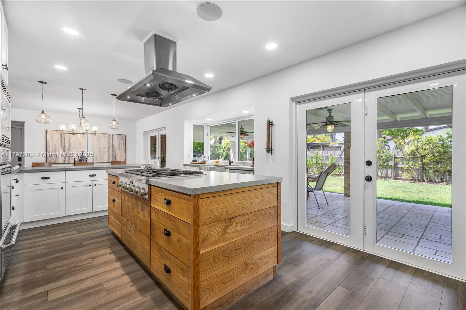 Real estate property located at 9621 59th Ter, Miami-dade, Darlington Manor 1st Addn, Miami, FL