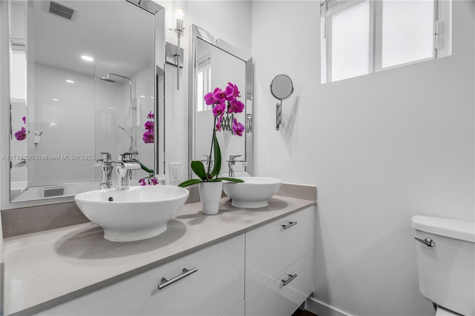 Real estate property located at 9621 59th Ter, Miami-dade, Darlington Manor 1st Addn, Miami, FL