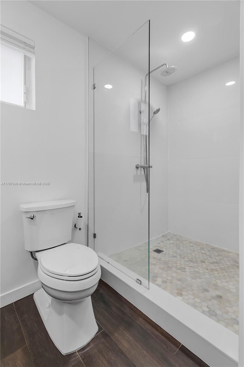 Real estate property located at 9621 59th Ter, Miami-dade, Darlington Manor 1st Addn, Miami, FL
