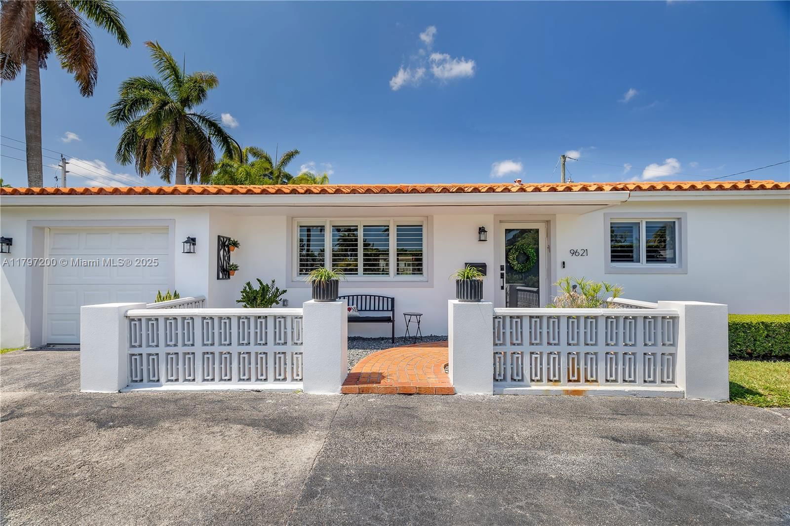 Real estate property located at 9621 59th Ter, Miami-dade, Darlington Manor 1st Addn, Miami, FL