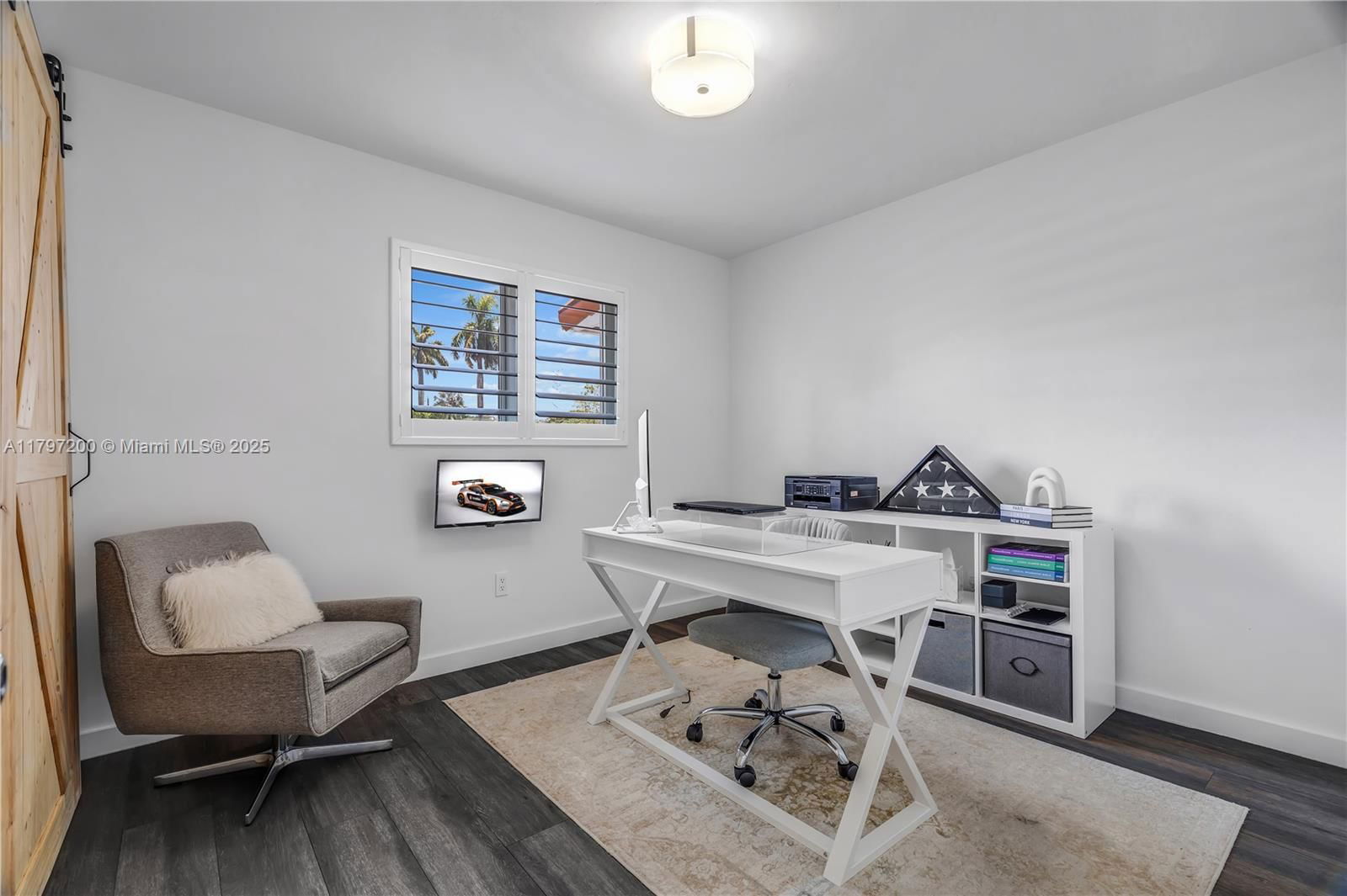 Real estate property located at 9621 59th Ter, Miami-dade, Darlington Manor 1st Addn, Miami, FL