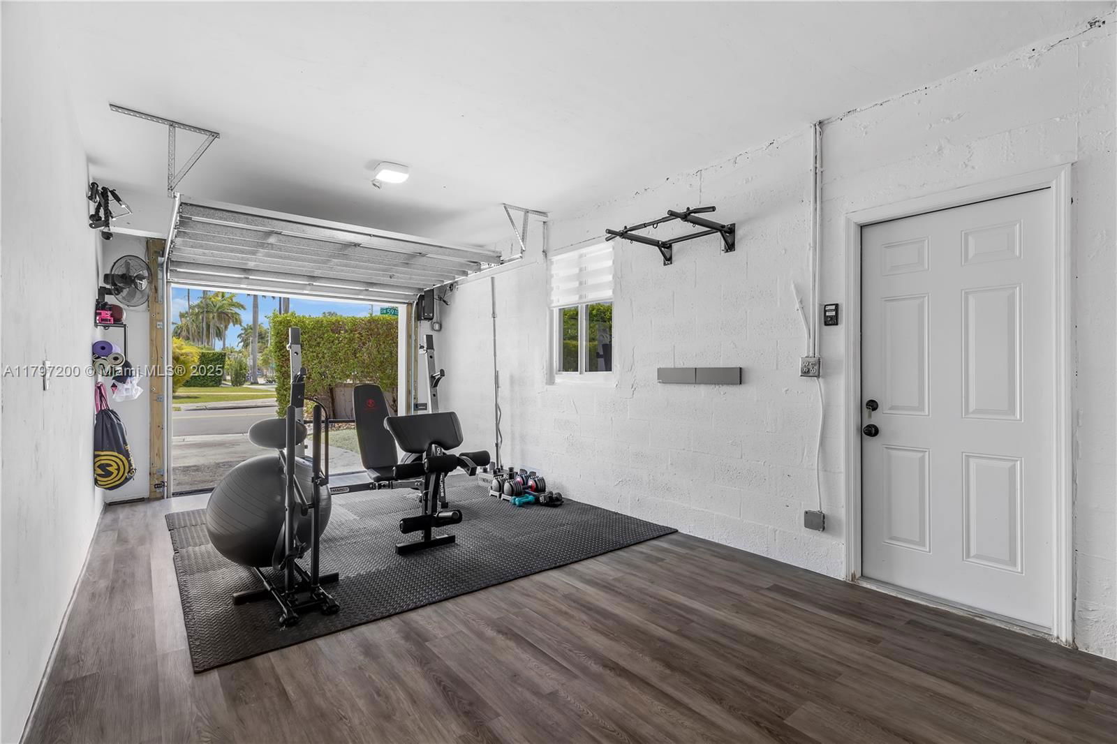 Real estate property located at 9621 59th Ter, Miami-dade, Darlington Manor 1st Addn, Miami, FL
