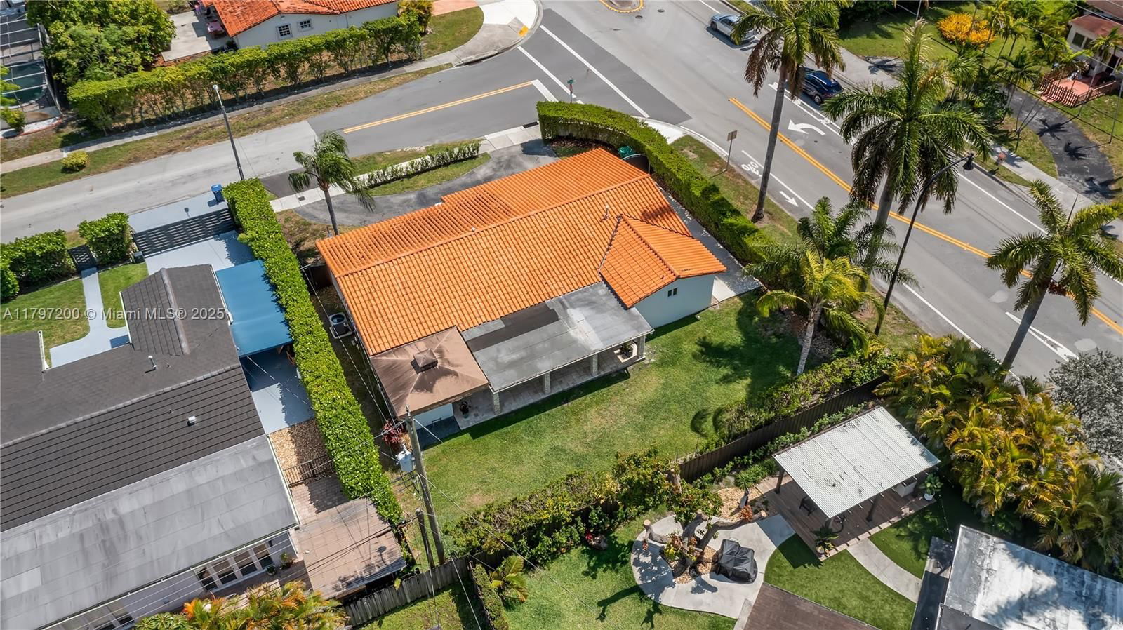 Real estate property located at 9621 59th Ter, Miami-dade, Darlington Manor 1st Addn, Miami, FL