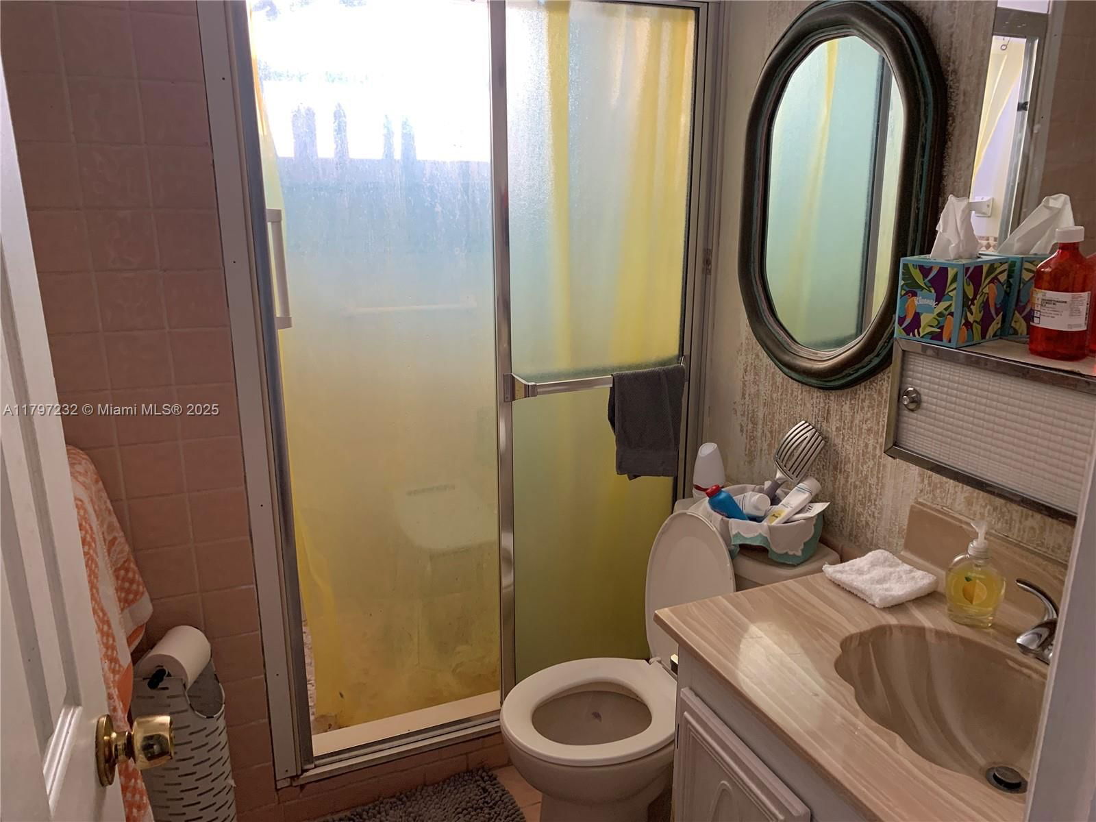 Real estate property located at 705 Lori Dr #204, Palm Beach, Lakeside Village Condo 7, Palm Springs, FL