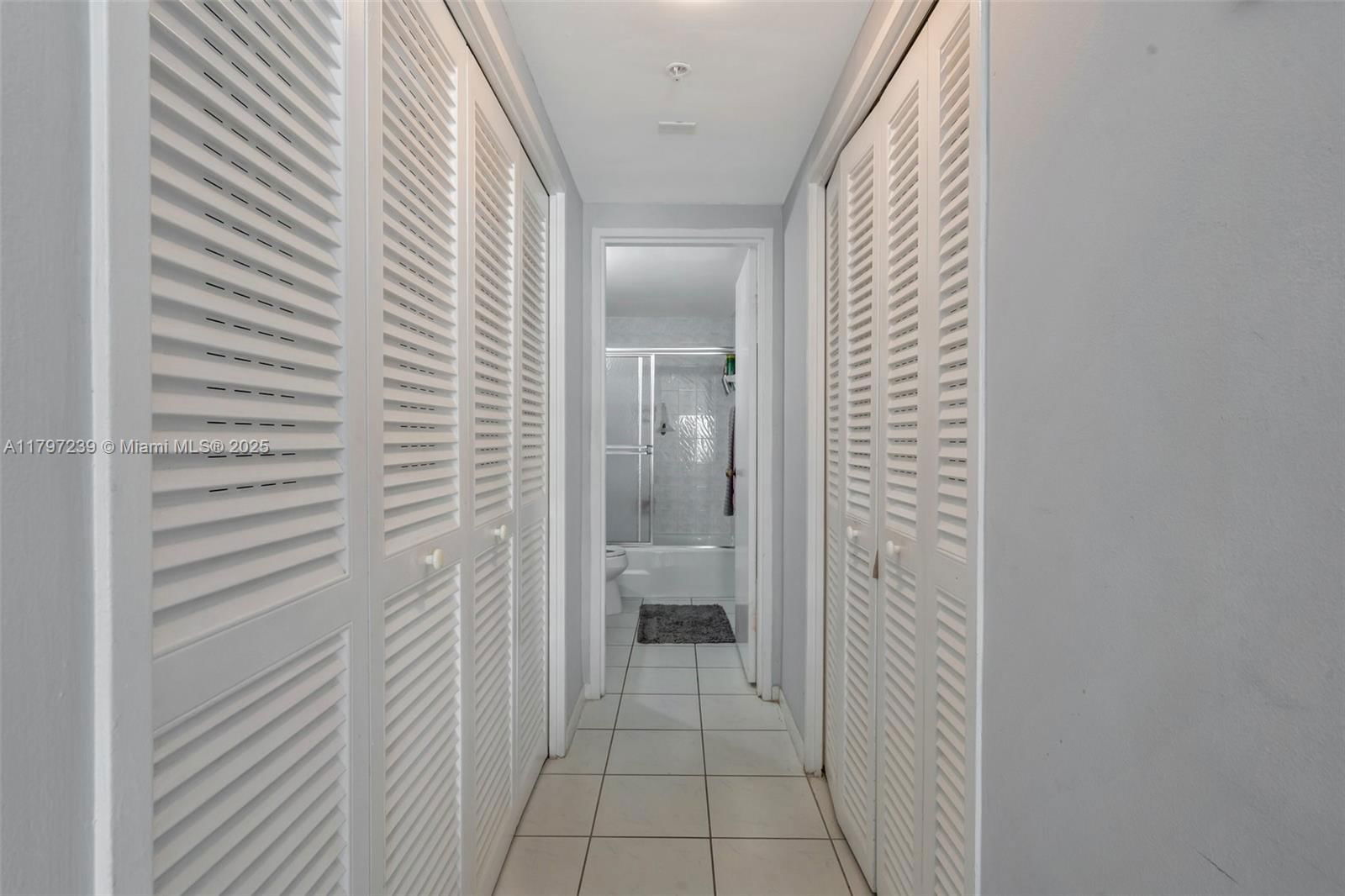 Real estate property located at 5601 Collins Ave #615, Miami-dade, The Pavilion Condo, Miami Beach, FL