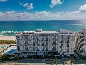 Real estate property located at 5601 Collins Ave #615, Miami-dade, The Pavilion Condo, Miami Beach, FL