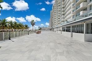 Real estate property located at 5601 Collins Ave #615, Miami-dade, The Pavilion Condo, Miami Beach, FL