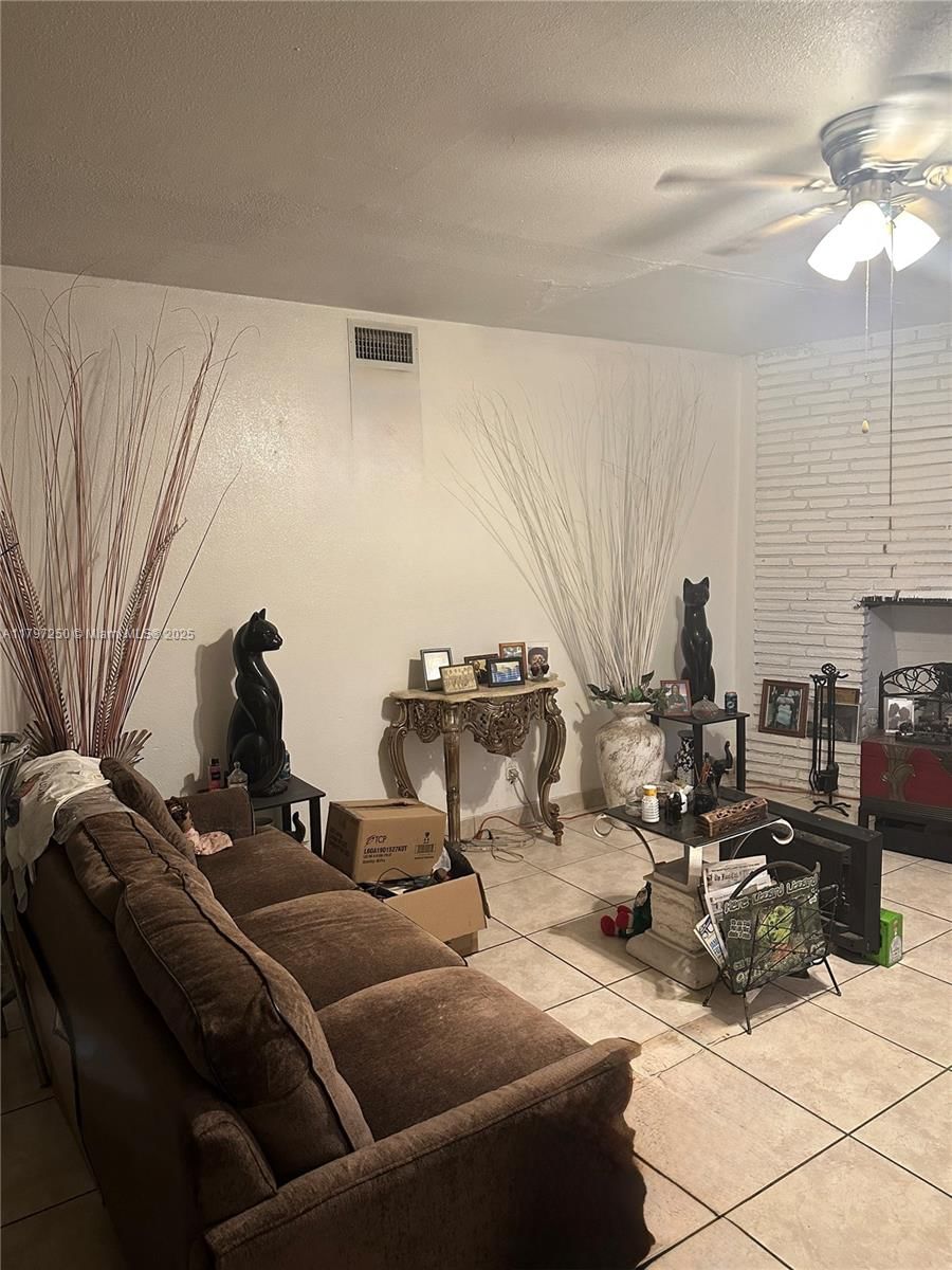 Real estate property located at 199 30th Ter, Broward, Boulevard Gardens, Fort Lauderdale, FL