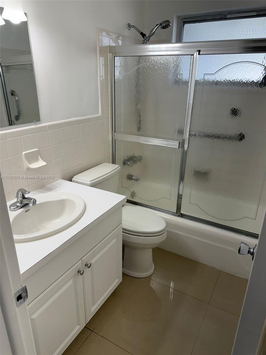 Real estate property located at 8811 15th Ct, Broward, Boulevard Heights Sec 9, Pembroke Pines, FL