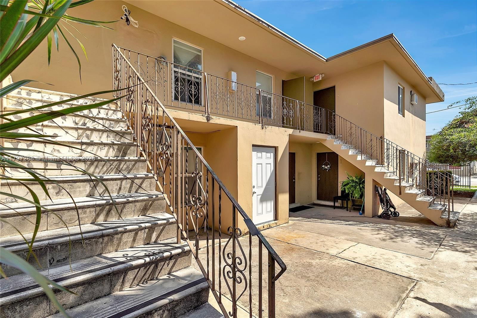 Real estate property located at 1361 4th St, Miami-dade, Miami, FL