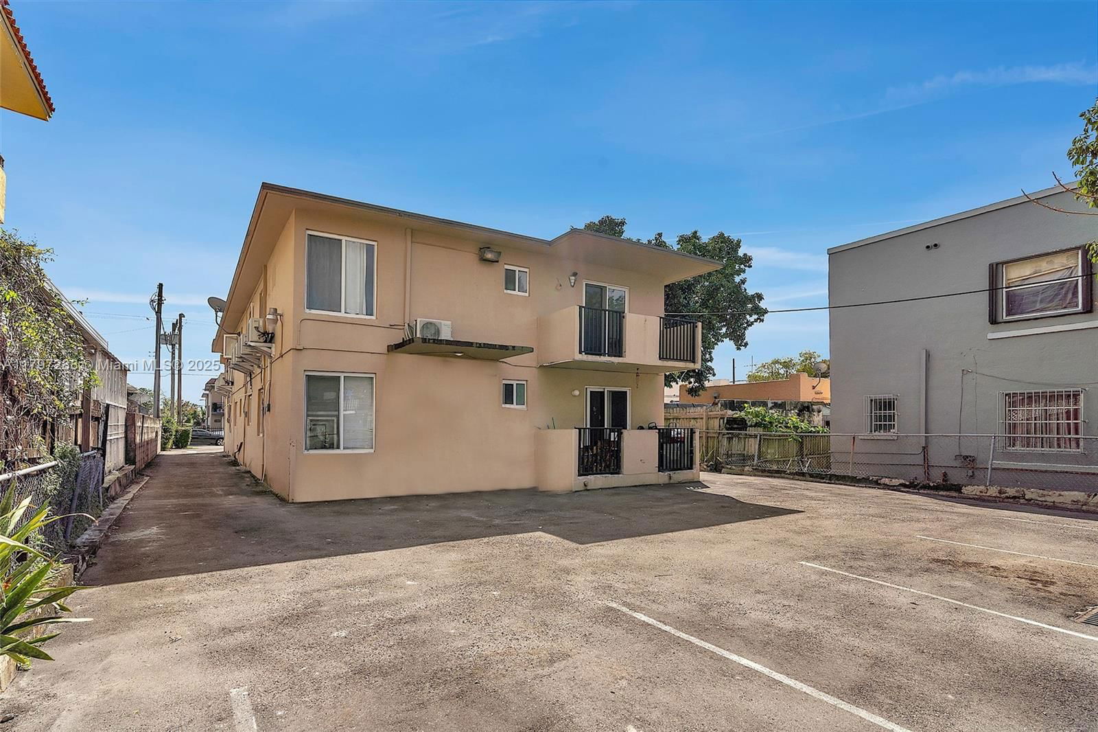 Real estate property located at 1361 4th St, Miami-dade, Miami, FL