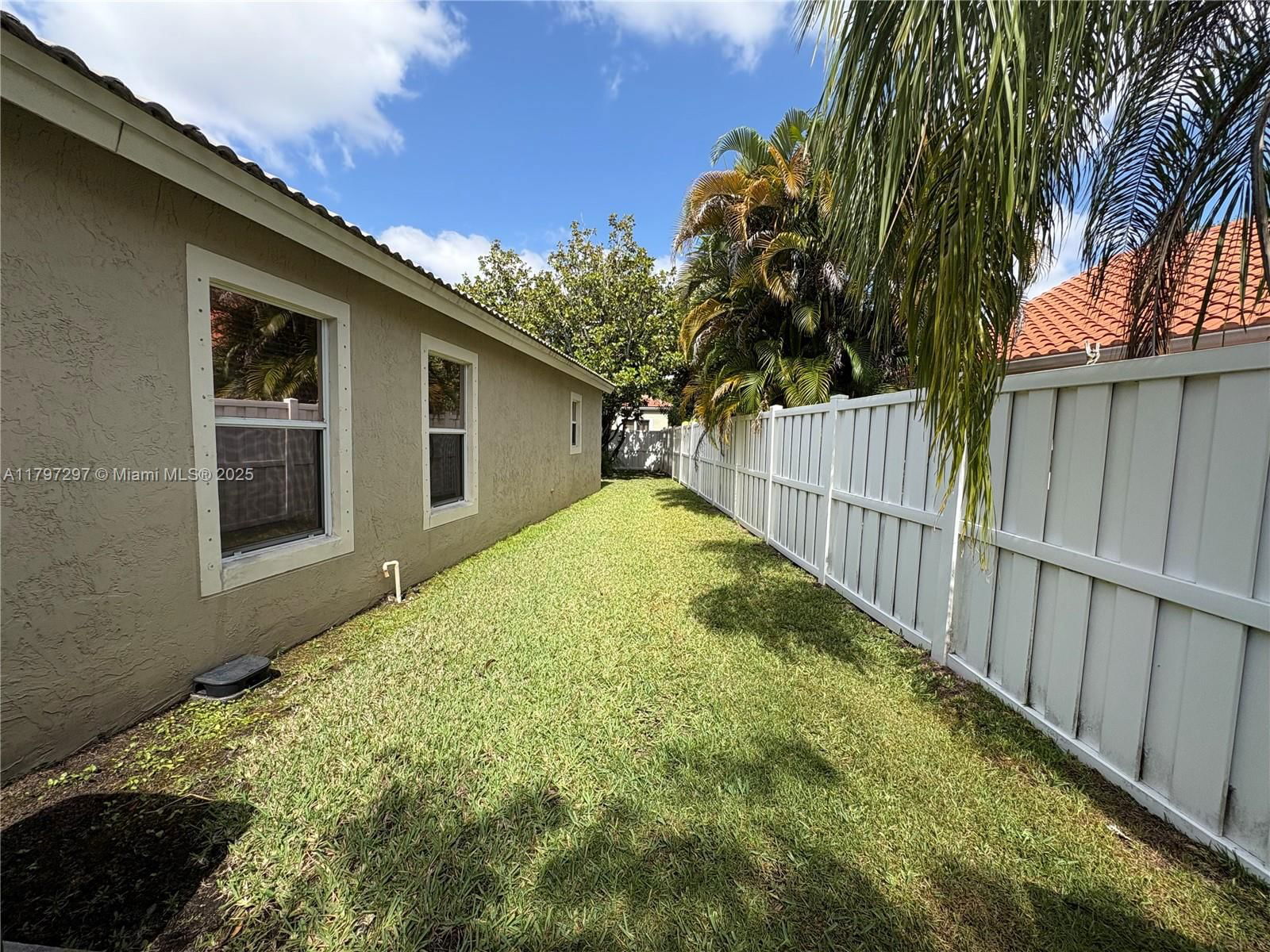 Real estate property located at 1142 130th Ave, Broward, Pembroke Falls Phase 2, Pembroke Pines, FL