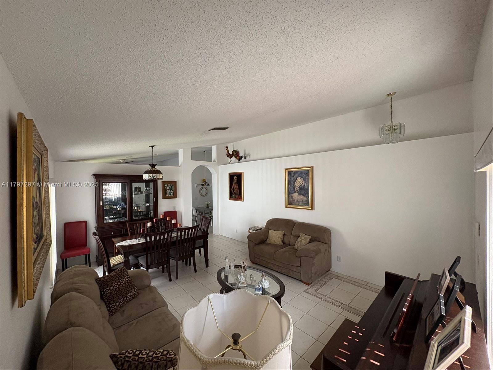 Real estate property located at 1142 130th Ave, Broward, Pembroke Falls Phase 2, Pembroke Pines, FL