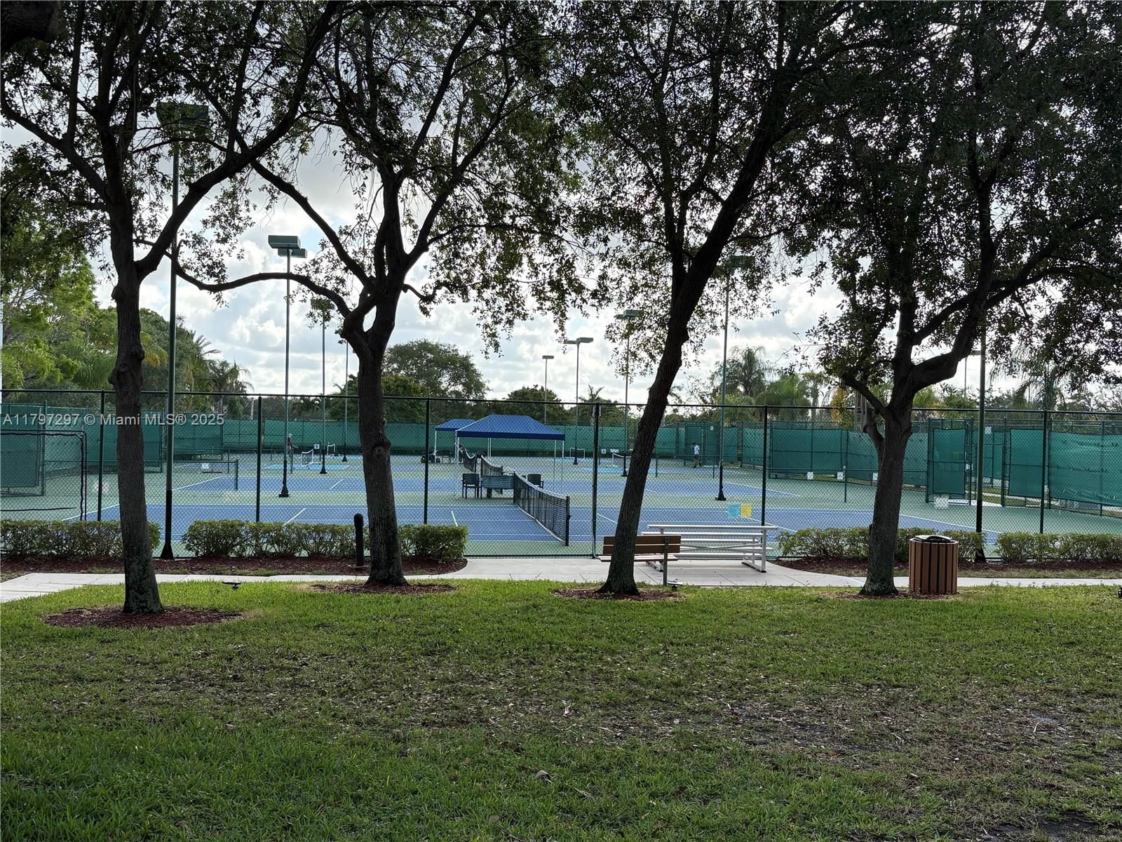 Real estate property located at 1142 130th Ave, Broward, Pembroke Falls Phase 2, Pembroke Pines, FL