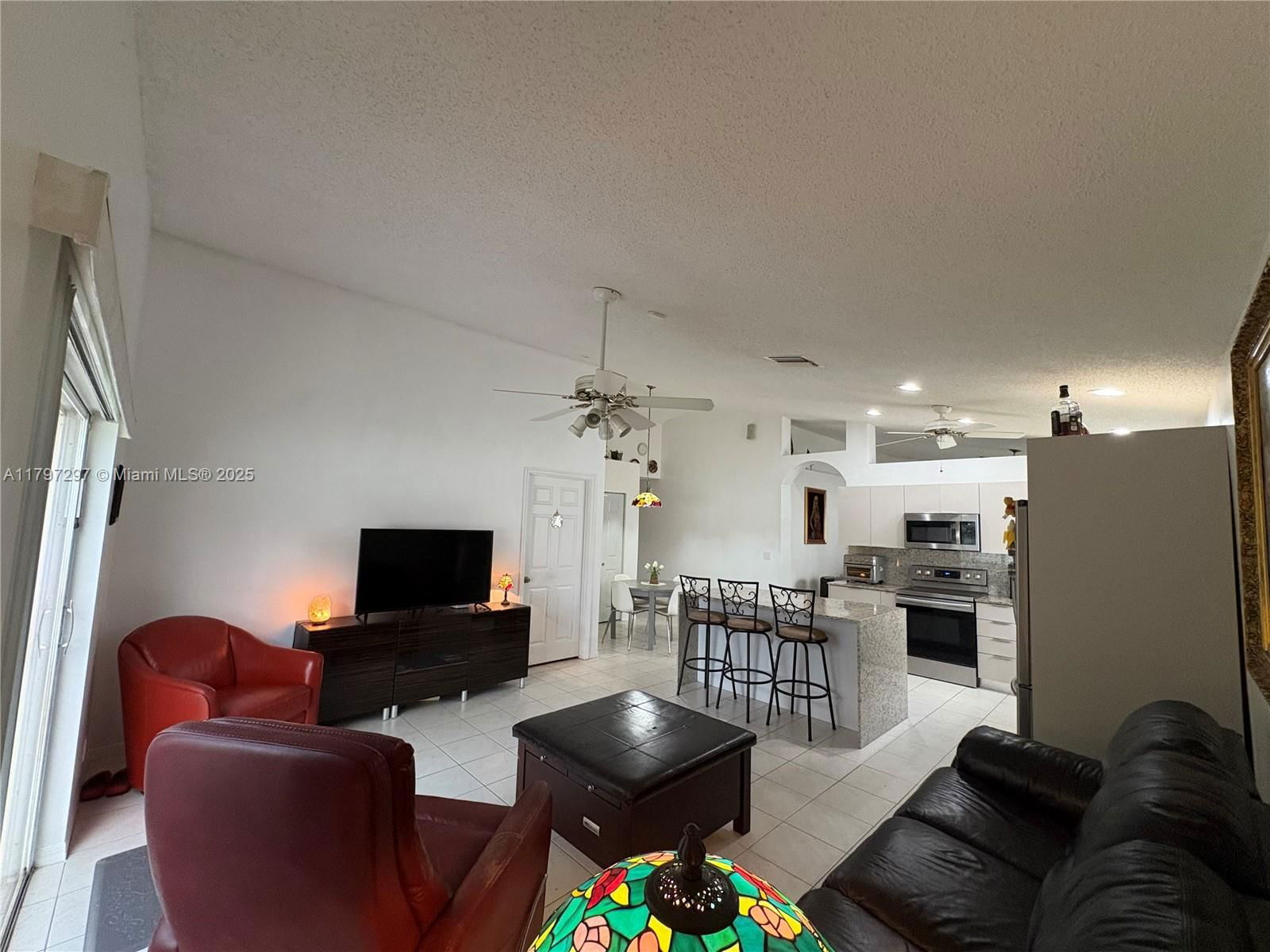 Real estate property located at 1142 130th Ave, Broward, Pembroke Falls Phase 2, Pembroke Pines, FL