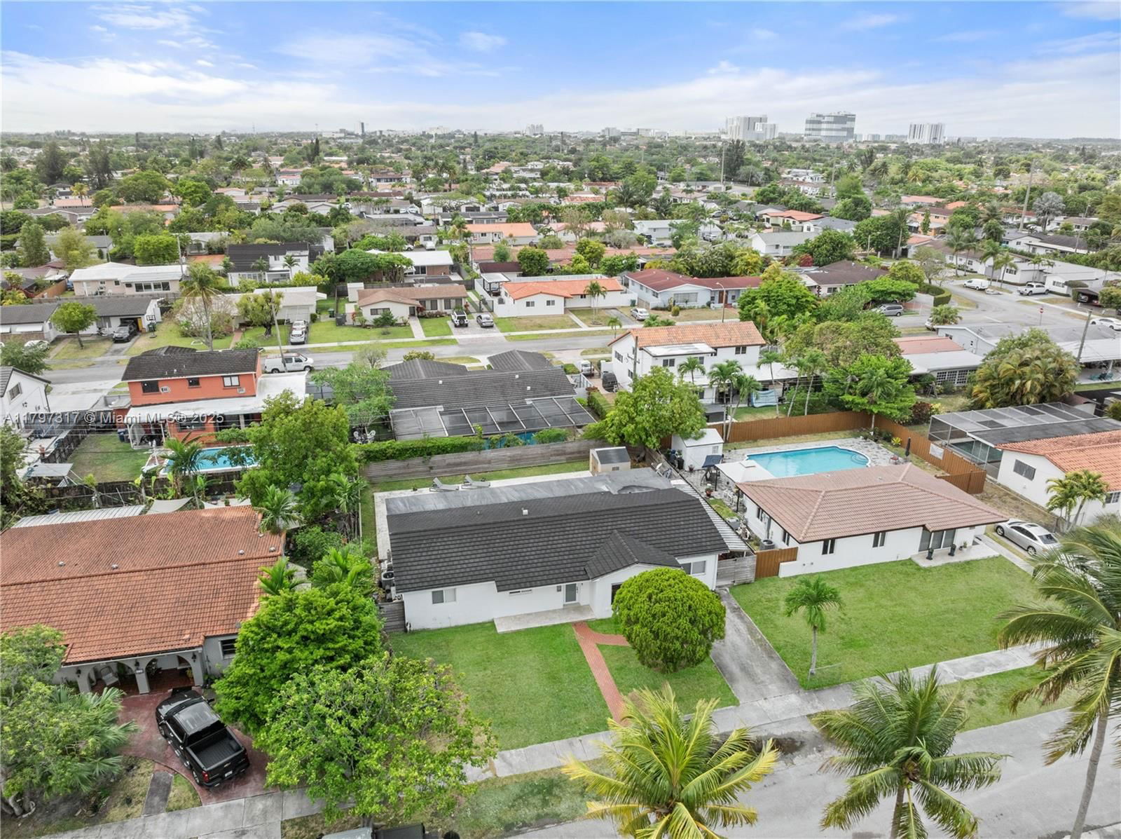 Real estate property located at 1730 97th Ct, Miami-dade, Westbrooke, Miami, FL