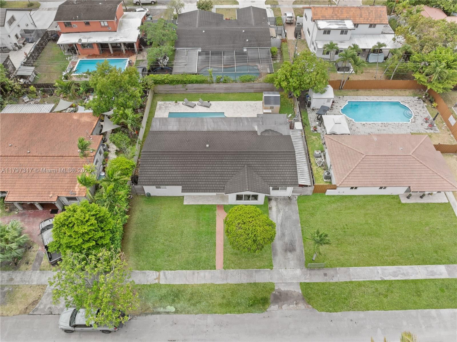 Real estate property located at 1730 97th Ct, Miami-dade, Westbrooke, Miami, FL