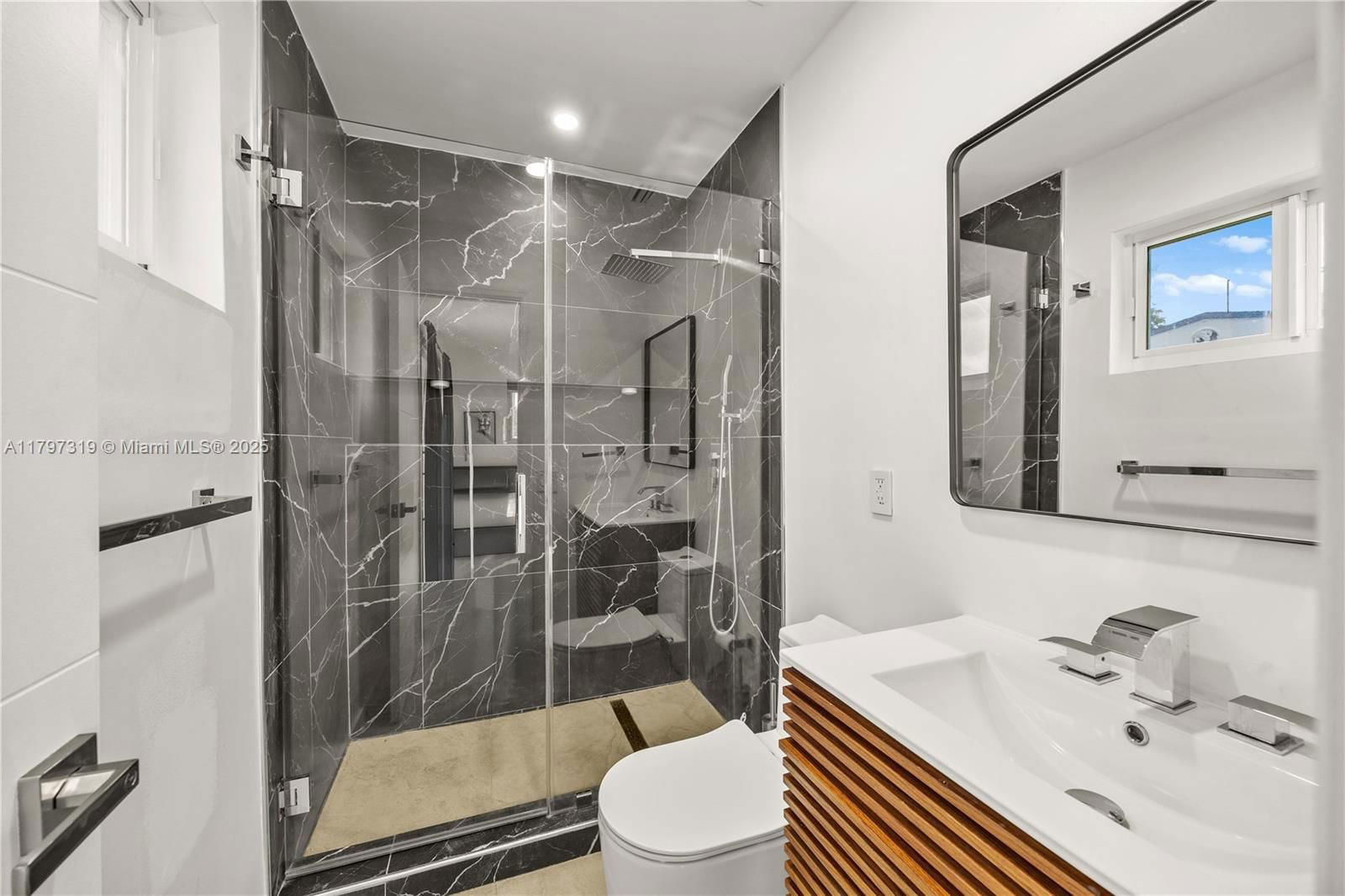 Real estate property located at 3246 Pierce St, Broward, Orangebrook Golf Estates, Hollywood, FL