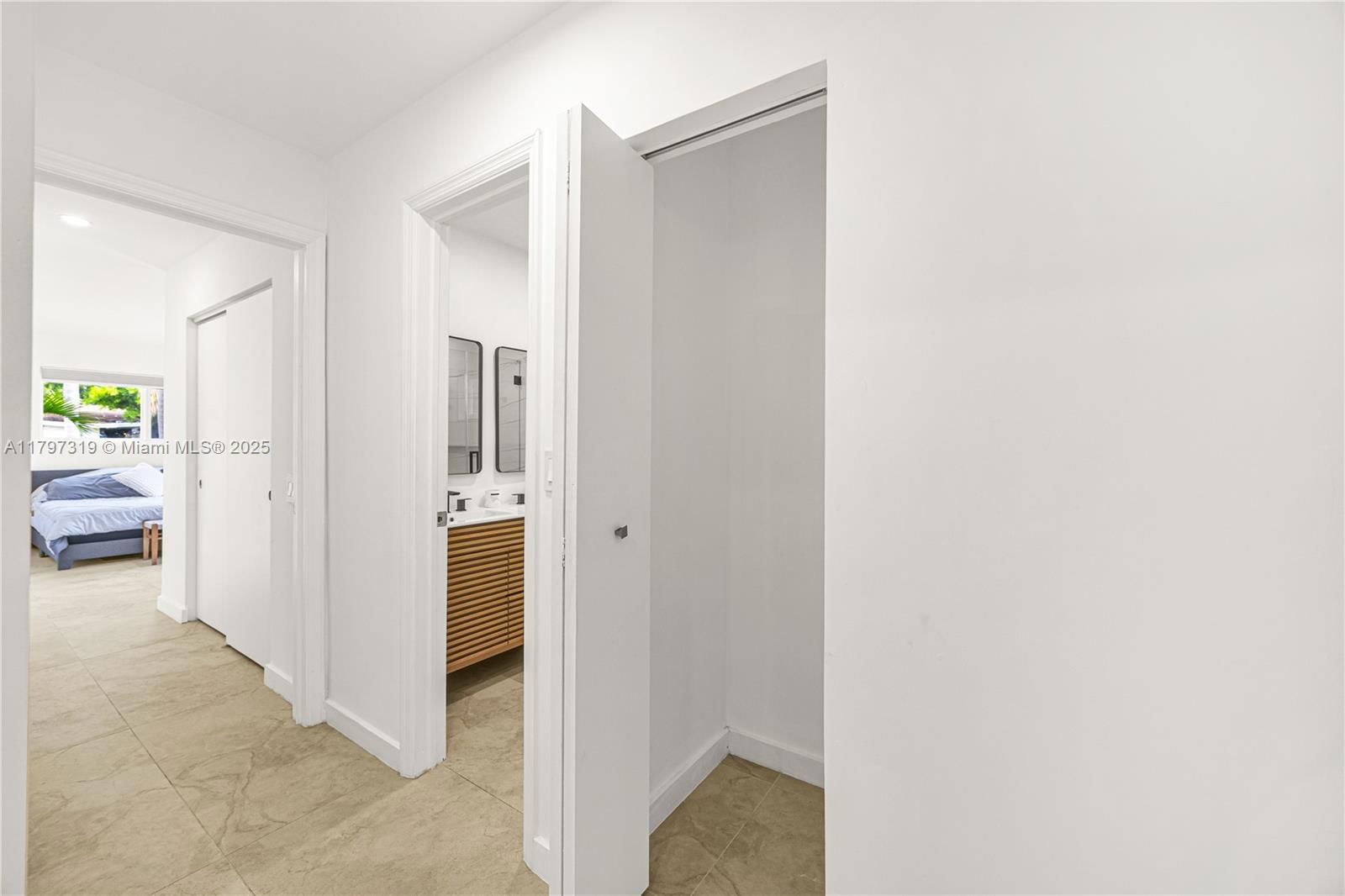 Real estate property located at 3246 Pierce St, Broward, Orangebrook Golf Estates, Hollywood, FL